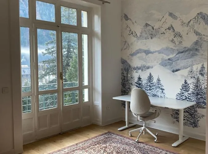 - Majestic Vue Mont Blanc *